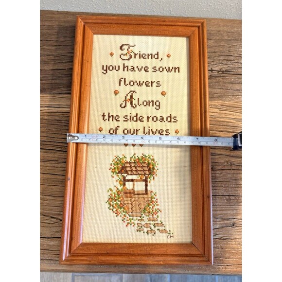 Vintage Cross Stitch Friend and Completed No Glass 13.5X7.5 Inches - Picture 10 of 11
